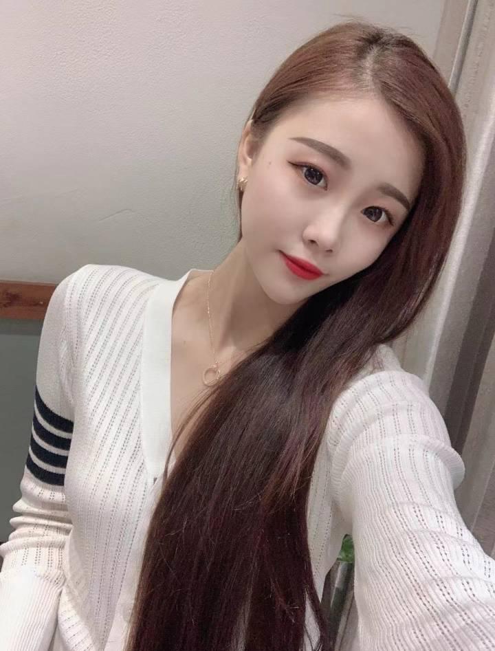 清纯可爱的妹纸！