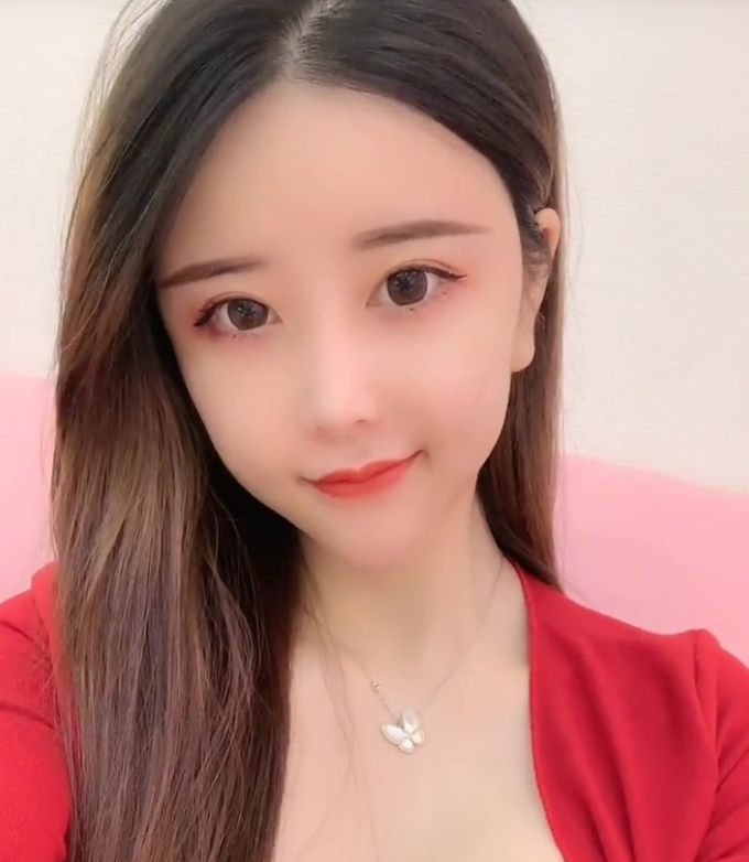 验证清纯小少女