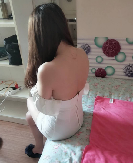 美颜系波霸 附偷拍照